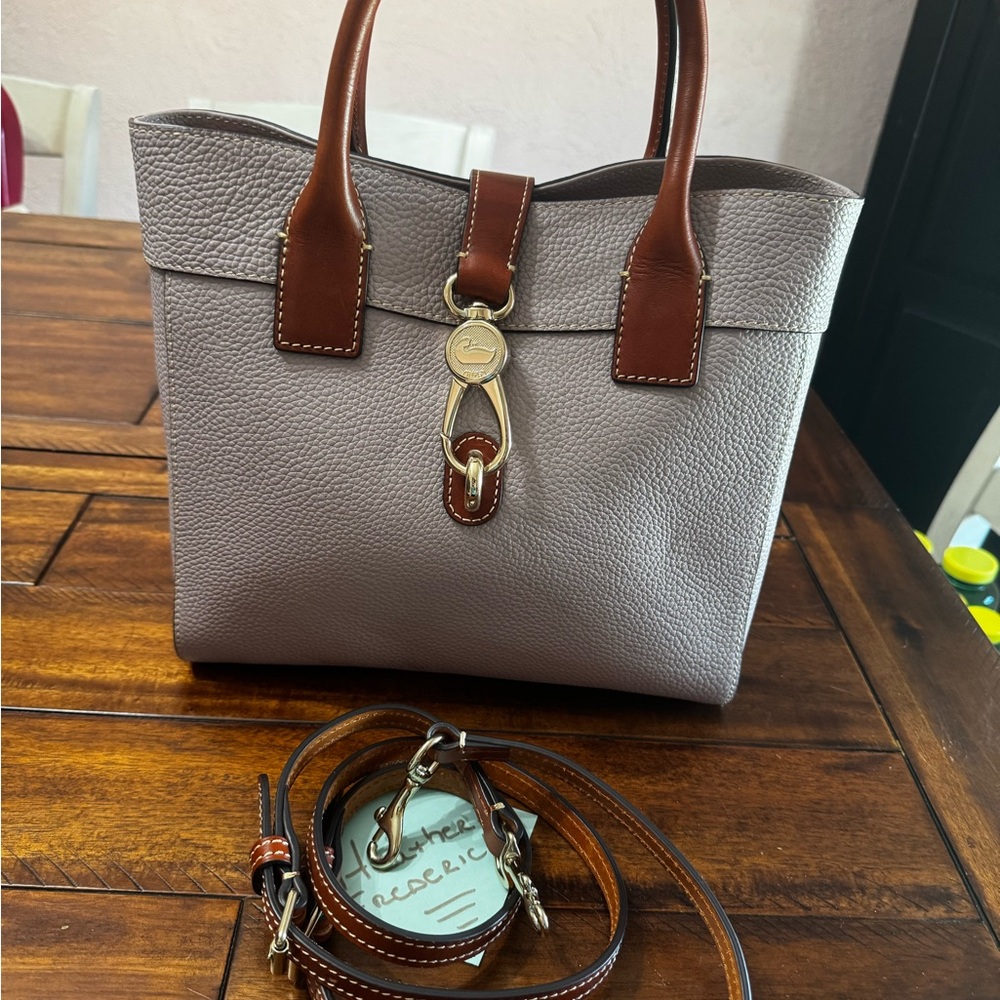Dooney & Bourke Amelie Tote in Oyster